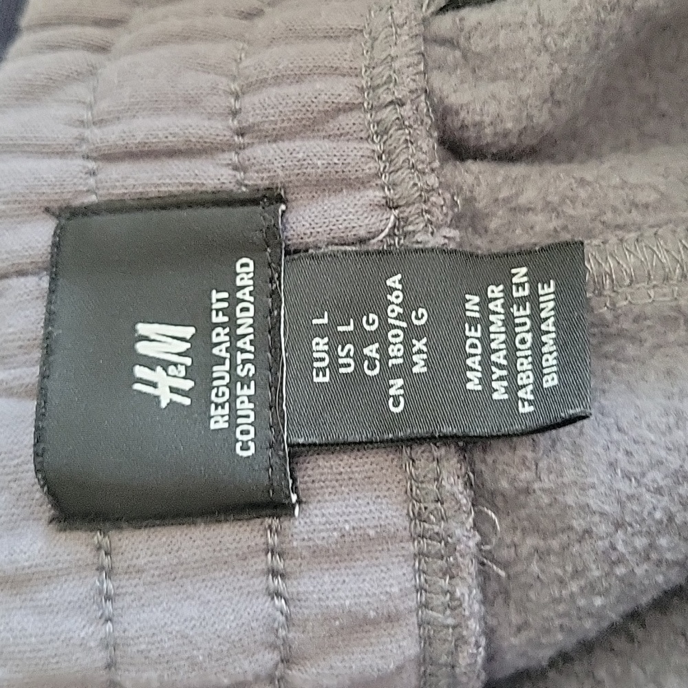 H&M sweatpants joggers, reg fit grey, color looks like the first picture